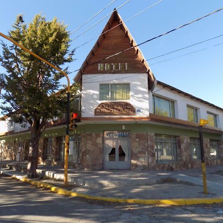 Hotel Belgrano Perito Moreno Exterior photo